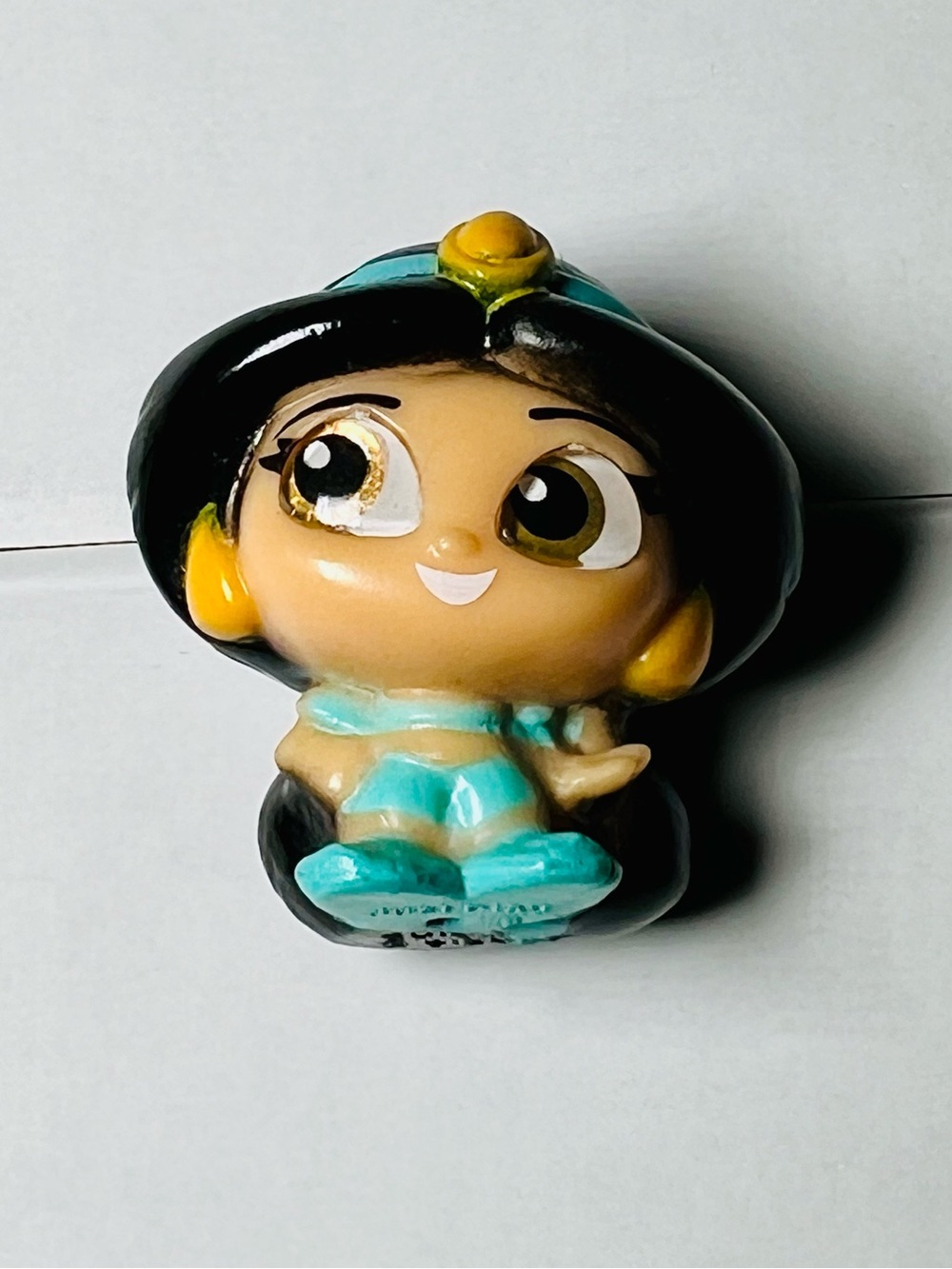 Disney Jasmine Mini Figure in Teal, Black and Gold